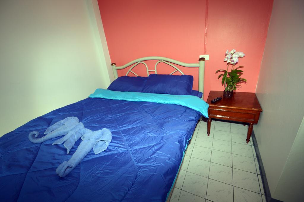 D.D. Inn Beach Guesthouse Патая Екстериор снимка