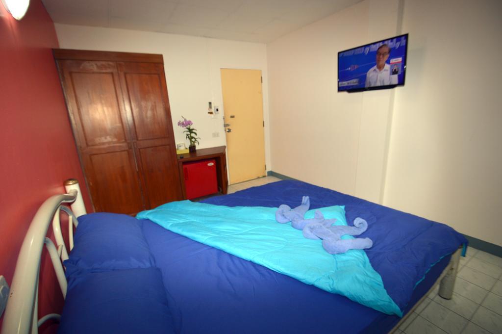 D.D. Inn Beach Guesthouse Патая Екстериор снимка